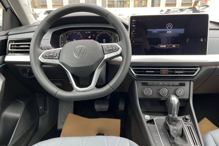 Used Volkswagen Lavida 2023 Revised Version 1.5L Automatic Starry Sky Edition – 5 Million Units