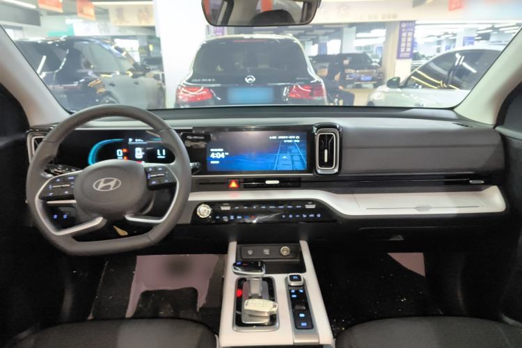 Used Hyundai ix35 2023 Musso 2.0L Prestige LUX Edition
