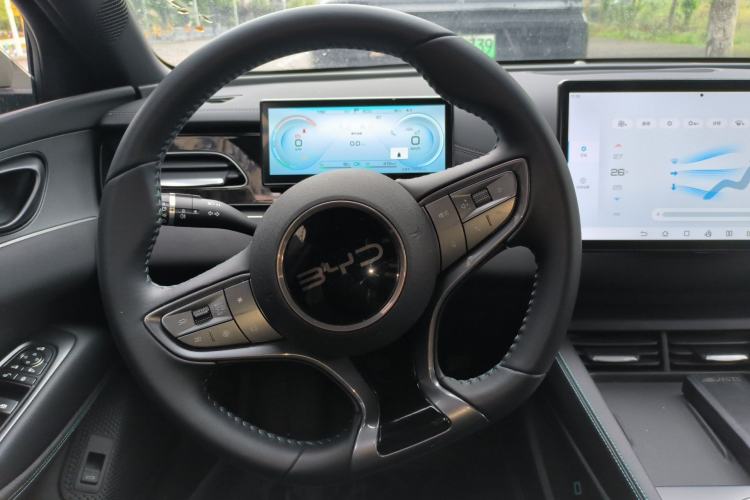 Used BYD Seal 06 New Energy 2024 DM-i 120KM Luxury Model