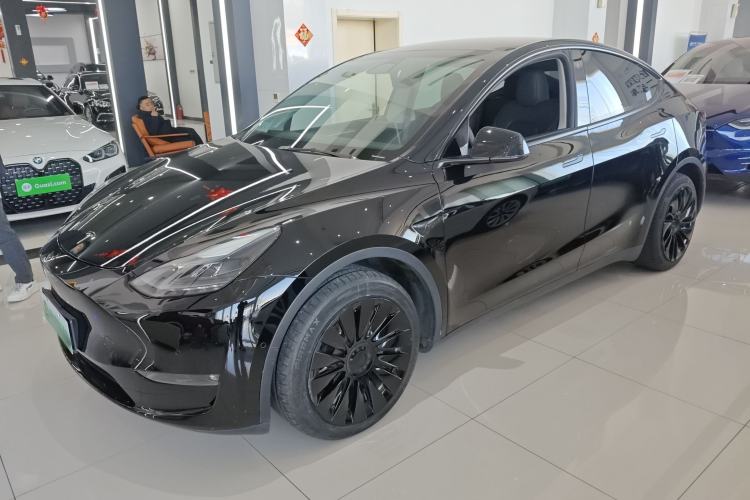 Used Tesla Model Y 2022 Long-Range All-Wheel-Drive Version