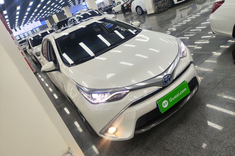 Used Toyota Levin 2017 Revised Dual-Engine 1.8H GS E-CVT Elite Sunroof Version China V Standard