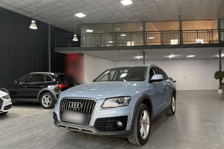 Used Audi Q5 2017 Plus 40 TFSI Comfort Model