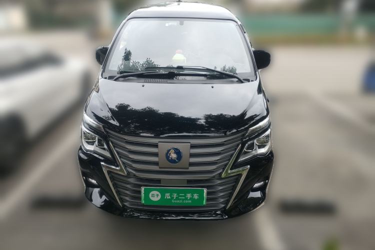 Used FORTHING Lingzhi M5 2022 Standard Version Base Model 7 Seats