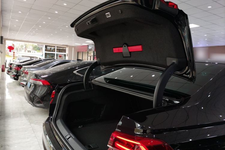 Used Volkswagen Phideon 2019 380TSI Two-Wheel Drive Business Edition China VI Standard
