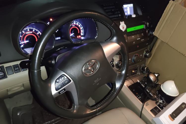 Used Toyota Highlander 2012 2.7L Two-Wheel Drive 5-Seater Sport Edition
