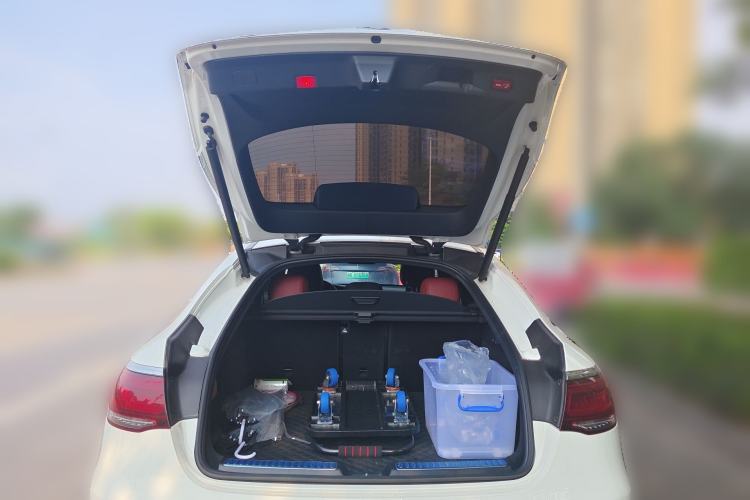 Used Mercedes-Benz GLC Coupe 2023 GLC 260 4MATIC Coupe SUV Trunk