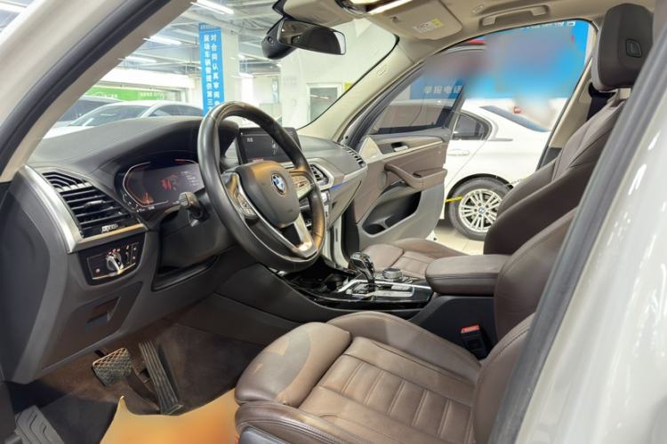 Used BMW X3 2021 Facelift xDrive28i Luxury Package Interior 3