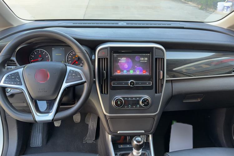 Used BYD Song MAX 2017 1.5T Manual Smart Connect Luxury 7-Seater