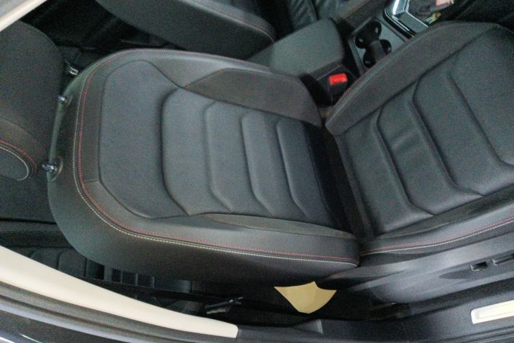 Used Volkswagen Tayron 2019 330TSI Two-Wheel Drive Luxury Model China VI Standard