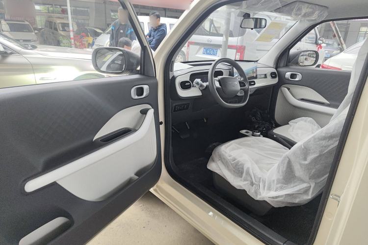 Used Geely Galaxy Panda 2025 210 km – Yuanqi Bear
