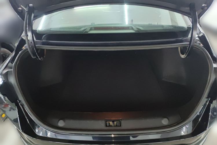 Used Dongfeng Aeolus Yixuan MAX 2021 1.5T Super-Powered Dad Edition Trunk