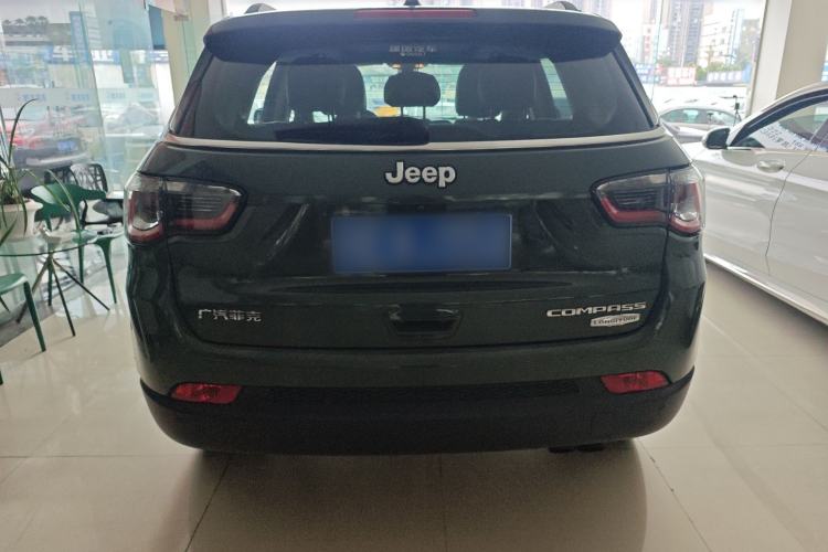 Used Jeep Compass 2017 200T Automatic Family Edition
