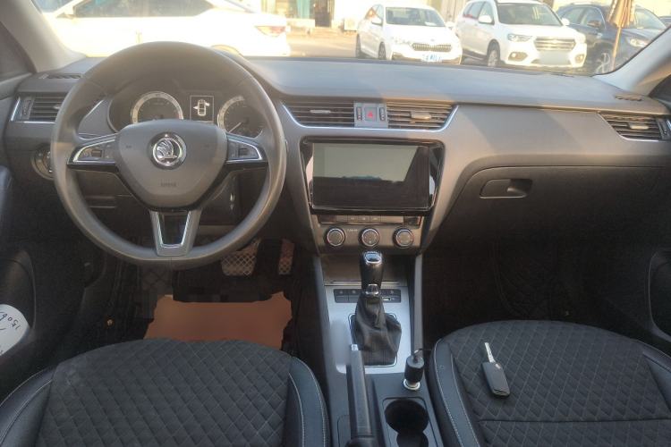 Used Skoda Octavia 2020 TSI280 DSG SmartDrive Luxury Edition