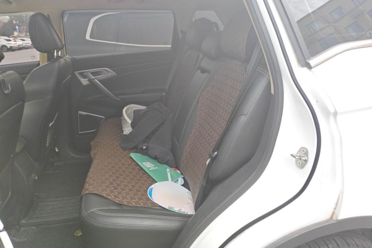 Used Geely Auto Emgrand X7 Sport 2016 2.0L Manual ZhiShang Version Left Rear Seat