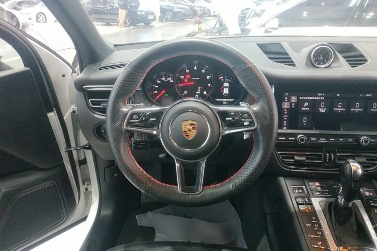 Used Porsche Macan 2018 Macan 2.0T