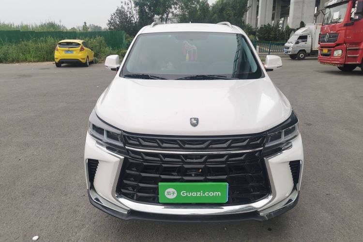 Used FORTHING T5 2023 Grand Edition 1.6L Manual Dream Version Five Seats
