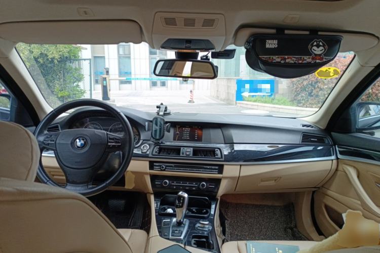 Used BMW 5 Series 2013 520Li Elegant Edition Center Console