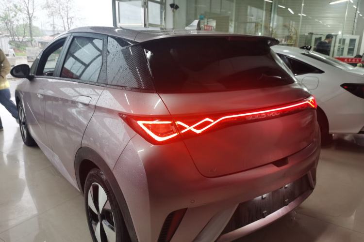 Used BYD Dolphin 2023 420 km Fashion Edition