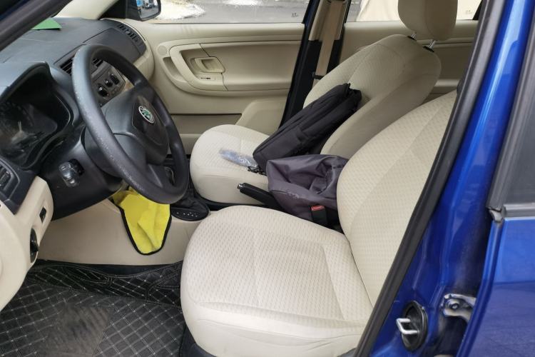 Used Skoda Fabia 2012 1.4L Automatic Crystal Edition
