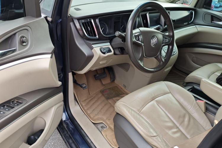 Used Buick GL8 2011 3.0L GT Luxury Business Haoya Edition Driver Seat