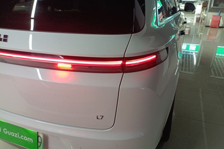 Used Li Auto L7 2023 Pro Model
