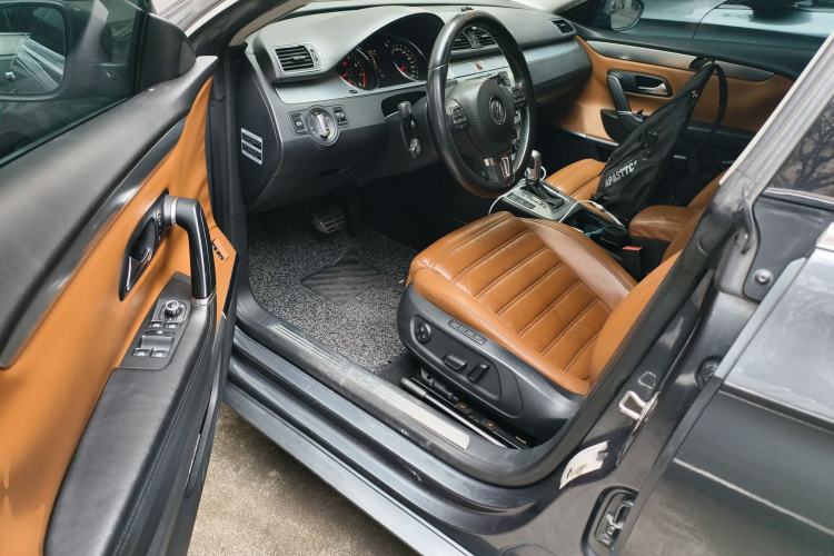 Used Volkswagen FAW-Volkswagen CC 2011 2.0 TSI Ultimate Edition Driver Seat