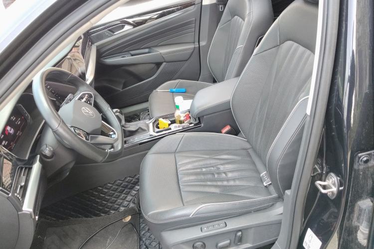 Used Volkswagen Passat 2022 330TSI Starry Luxury Edition Left Front Seat