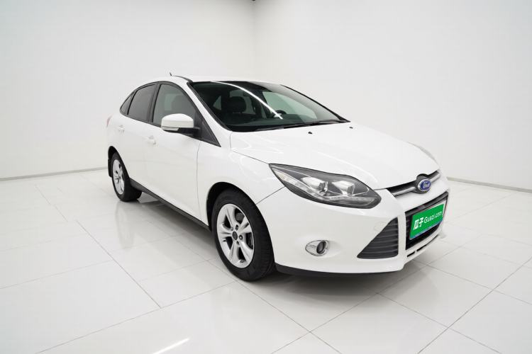 Used Ford Focus 2012 Sedan 1.6L Automatic Fashion Edition
