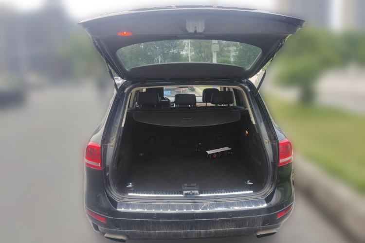 Used Volkswagen Touareg 2012 R-Line High-End Model
