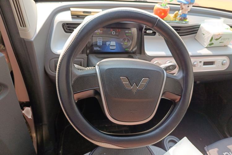 Used Wuling Hongguang MINIEV 2021 Macaron Premium Model – Lithium-NMC