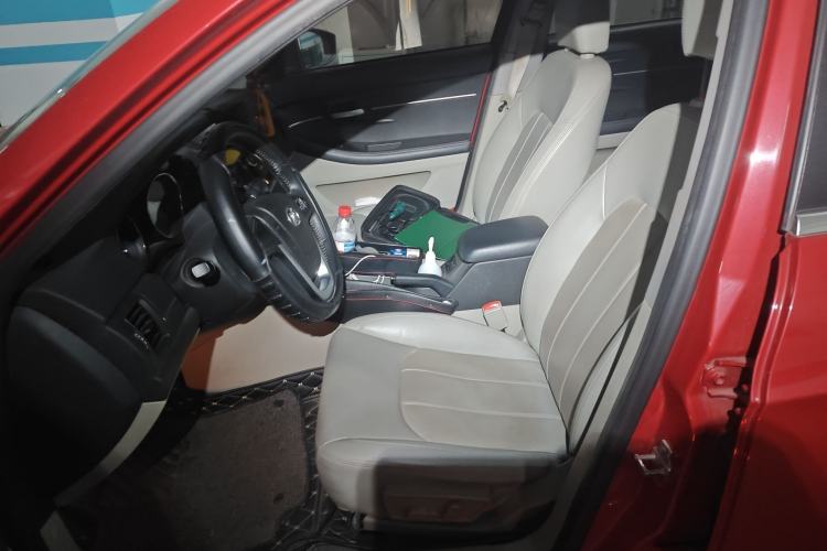 Used BAIC New Energy EU 2016 EU260 Enjoy Edition Left Front Seat