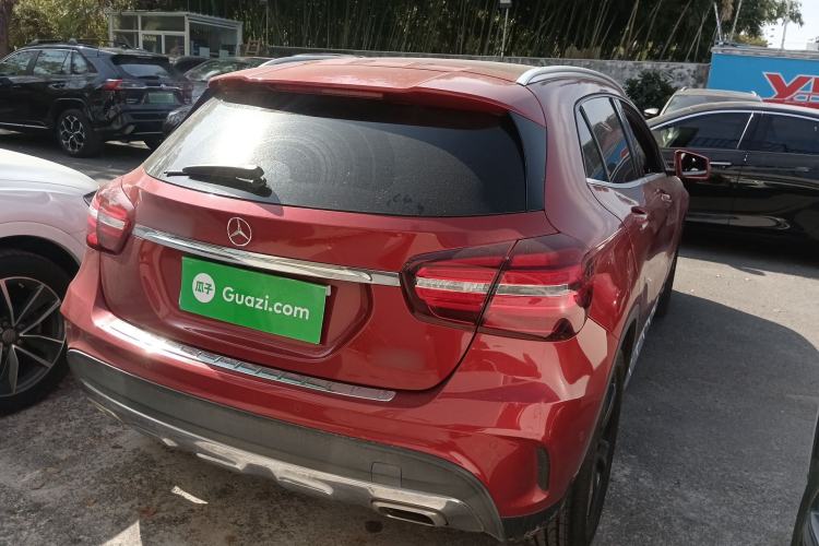 Used Mercedes-Benz GLA 2019 GLA 200 Fashion Model Rear Right 45 Deg