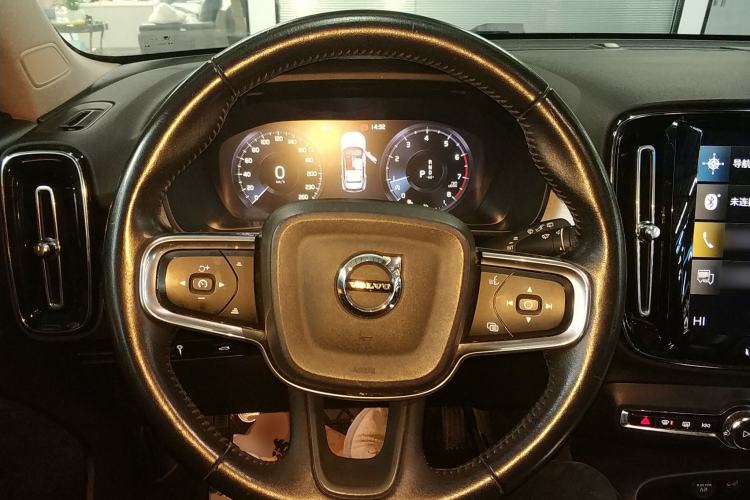 Used Volvo XC40 2021 T4 4x4 SmartDrive Fashion Edition
