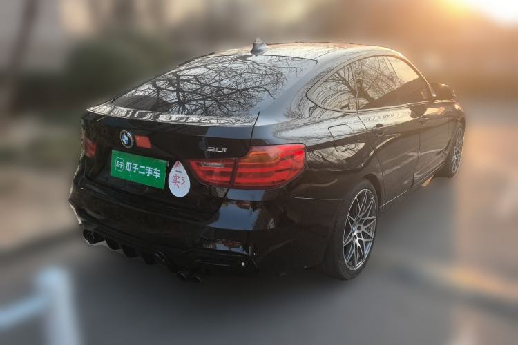 Used BMW 3 Series GT 2016 320i Fashion Model
