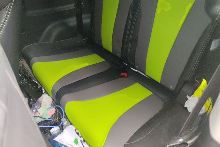 Used Roewe Clever 2021 302 km New Four-Seater Super-Efficient Version
