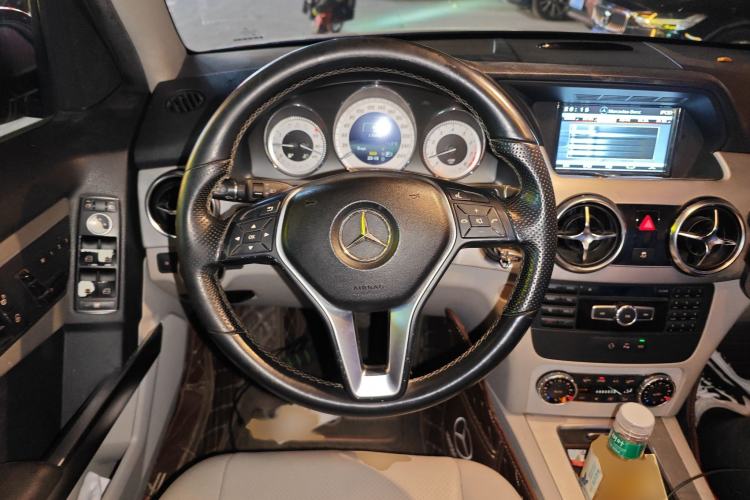 Used Mercedes-Benz GLK-Class 2014 GLK 260 4MATIC Dynamic Model