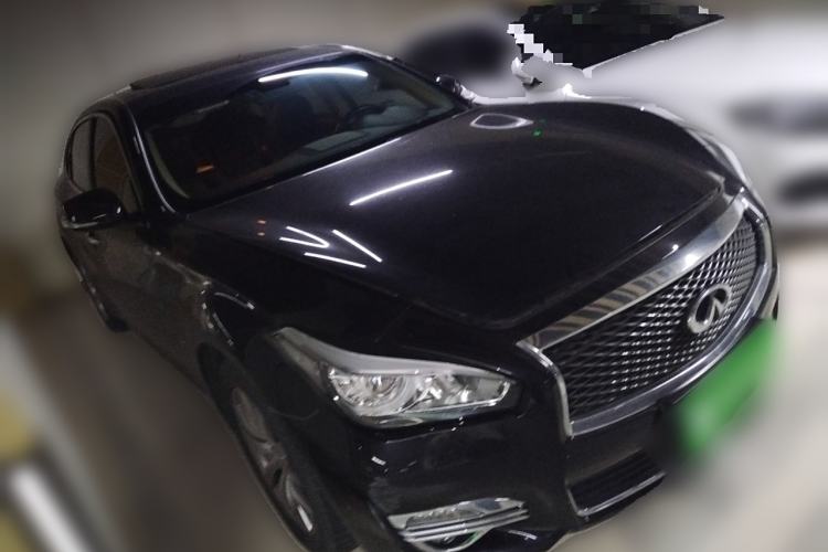 Used Infiniti Q70 2015 Q70L 2.5L Elite Edition Front Right 45 Deg