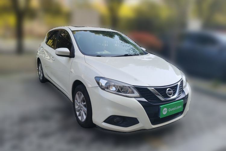 Used Nissan Tiida 2016 1.6L CVT Cool Dynamic Edition Front Right 45 Deg