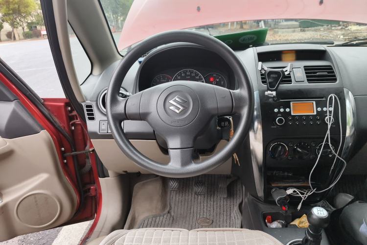 Used Suzuki SX4 2011 Hatchback 1.6L Manual Dynamic Model Steering Wheel