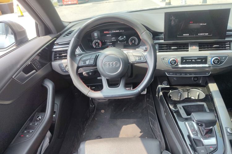 Used Audi A4L 2022 40 TFSI quattro RS Performance Package
