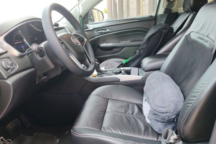 Used Cadillac SRX 2014 3.0L Comfort Model
