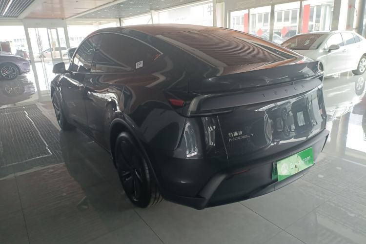 Used Tesla Model Y 2025 Rear-Wheel Drive First Edition Rear Left 45 Deg