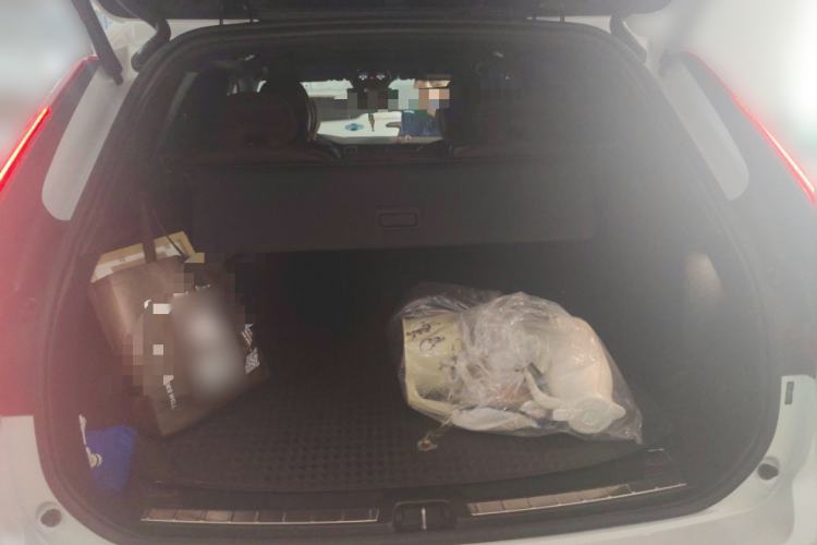 Used Volvo XC60 2024 B5 4x4 Smart Luxury Edition Trunk