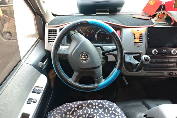 Used Foton Scenic G7 2023 2.4L CNG Commercial Version Long Wheelbase High-Roof Van with 5 Seats Steering Wheel