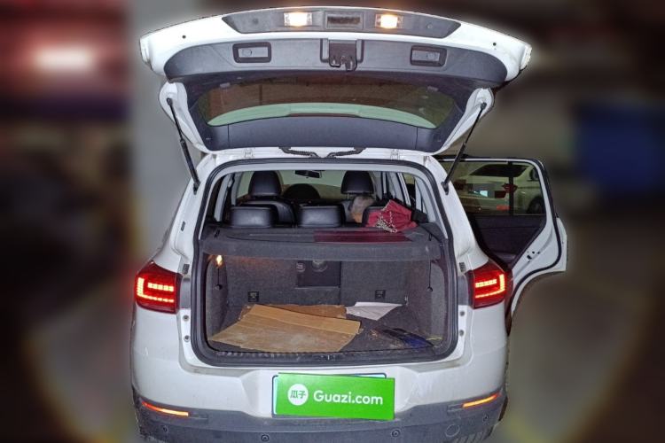 Used Volkswagen Tiguan L 2017 300TSI Automatic Two-Wheel Drive Silk Road Luxury Edition
