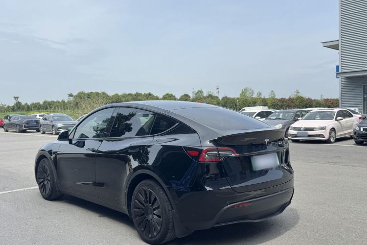 Used Tesla Model Y 2021 Standard Range Rear-Wheel Drive Version