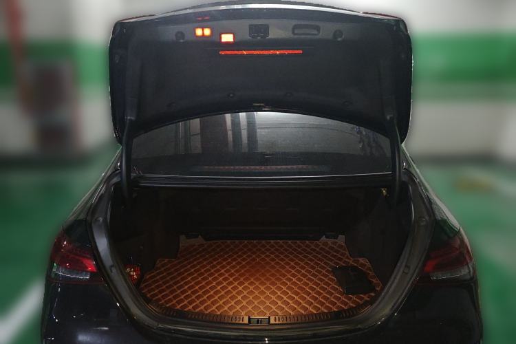 Used Mercedes-Benz E-Class 2023 E 260 L