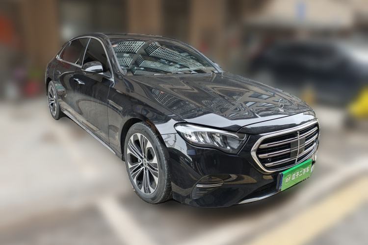 Used Mercedes-Benz E-Class 2025 Facelift E 300 L Luxury Edition
