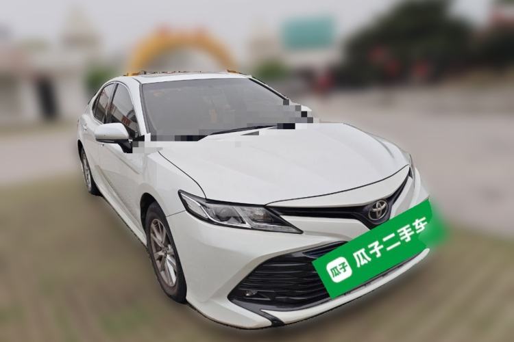 Used Toyota Camry 2018 2.0E Leading Edition Front Right 45 Deg