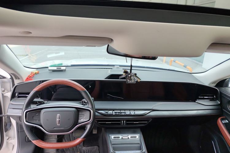 Used Lincoln Z 2022 Facelift iEnjoy Luxury Edition Center Console